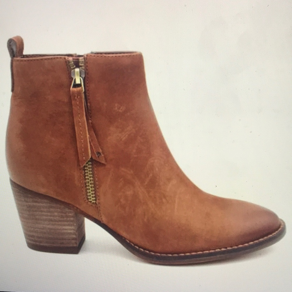Blondo Waterproof Vegas Bootie